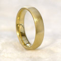 Men's comfort-fit wedding band