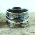Personalised men's hammered spinner ring