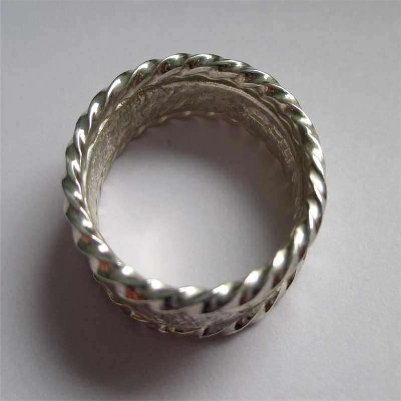 Rocky Outcrop Twist Ring product image