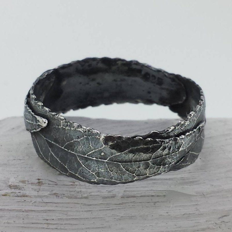 Silver Three Leaf Band Ring Silver Three Leaf Band Ring