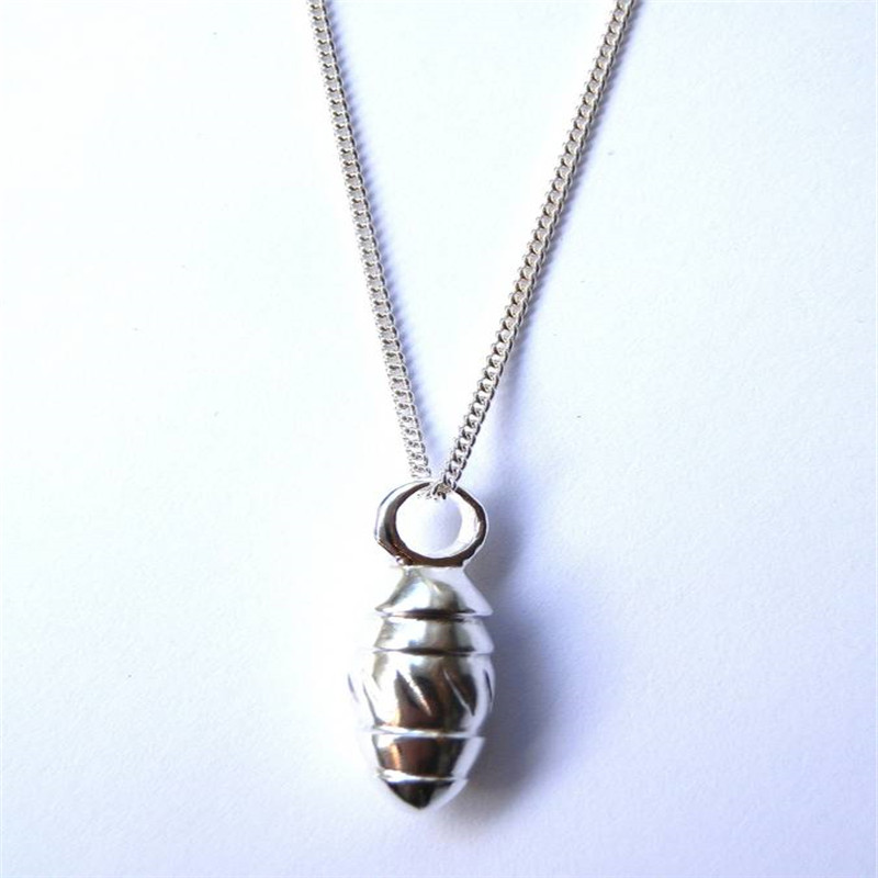 Silver Toggle Twisted Pendant necklace product image