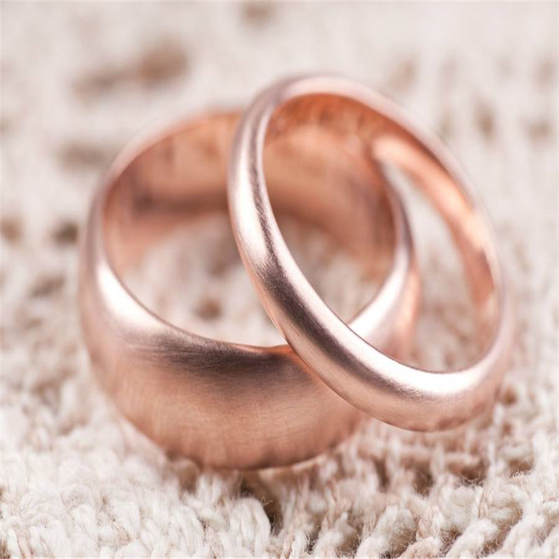 Simple handmade men's 18ct gold wedding ring