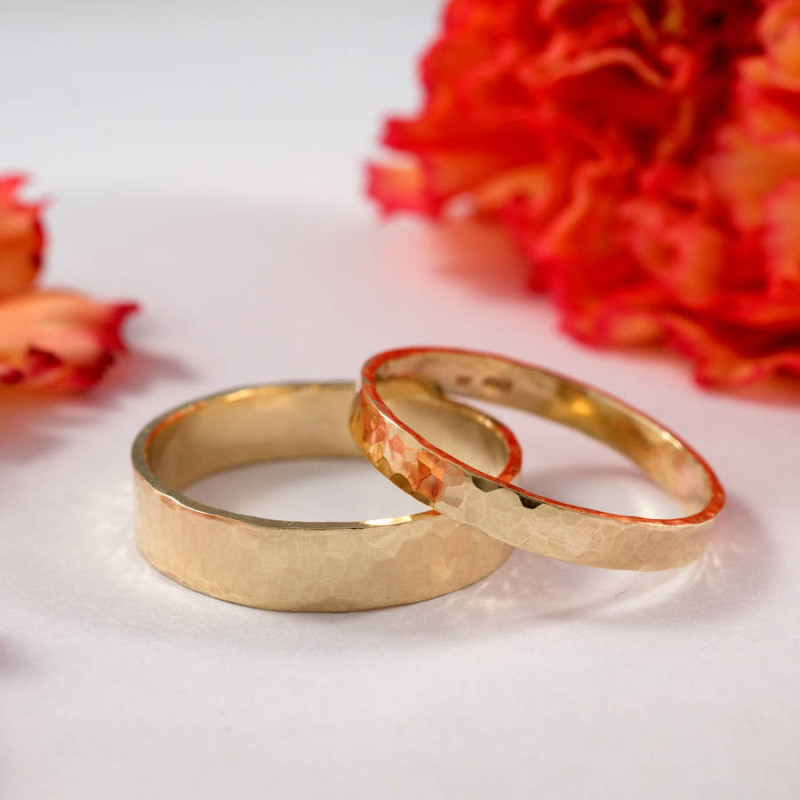 18ct Yellow Gold Wedding Bands Set 18ct yellow gold wedding band set